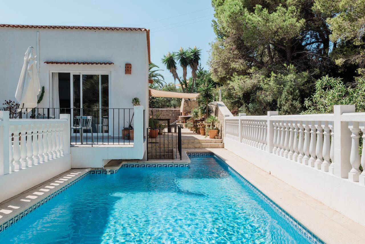 terrasse avec piscine