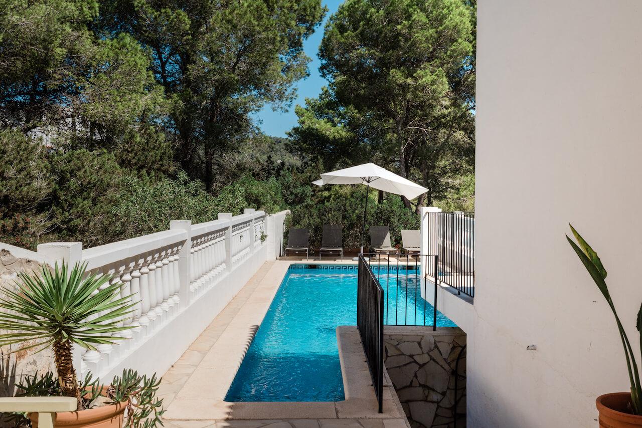 terrasse avec piscine
