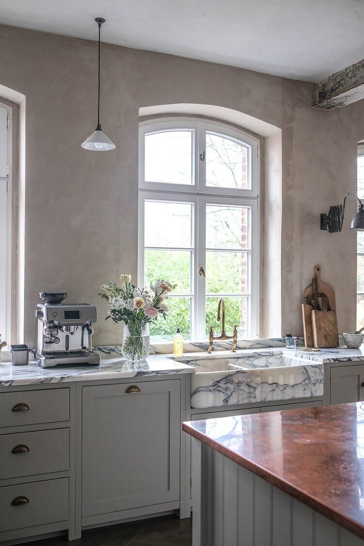 cuisine rustique plan de travail en marbre