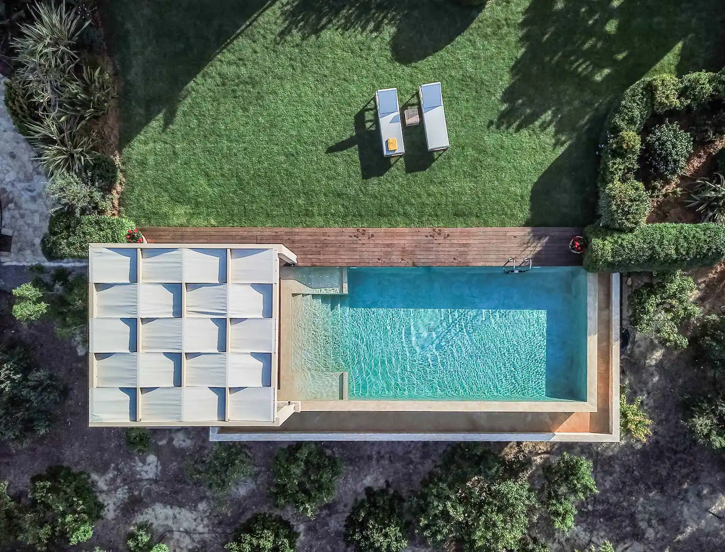vue aérienne piscine