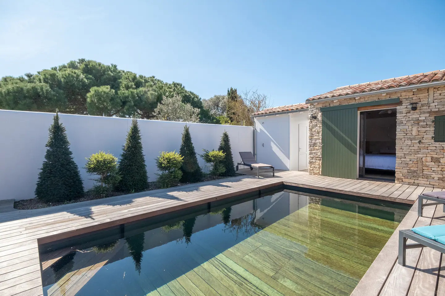 terrasse en bois avec piscine maison Ile de Ré terrasse en bois avec piscine maison Ile de Ré