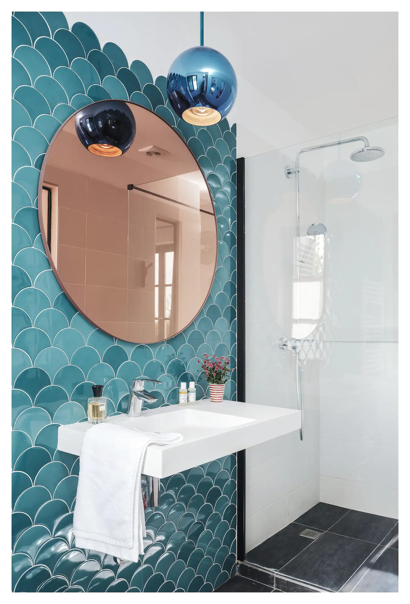 salle de bain émaux de briare bleus salle de bain émaux de briare bleus