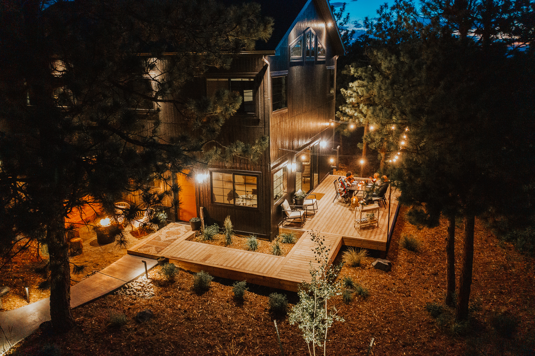 maison dans la forêt vue nuit maison dans la forêt vue nuit