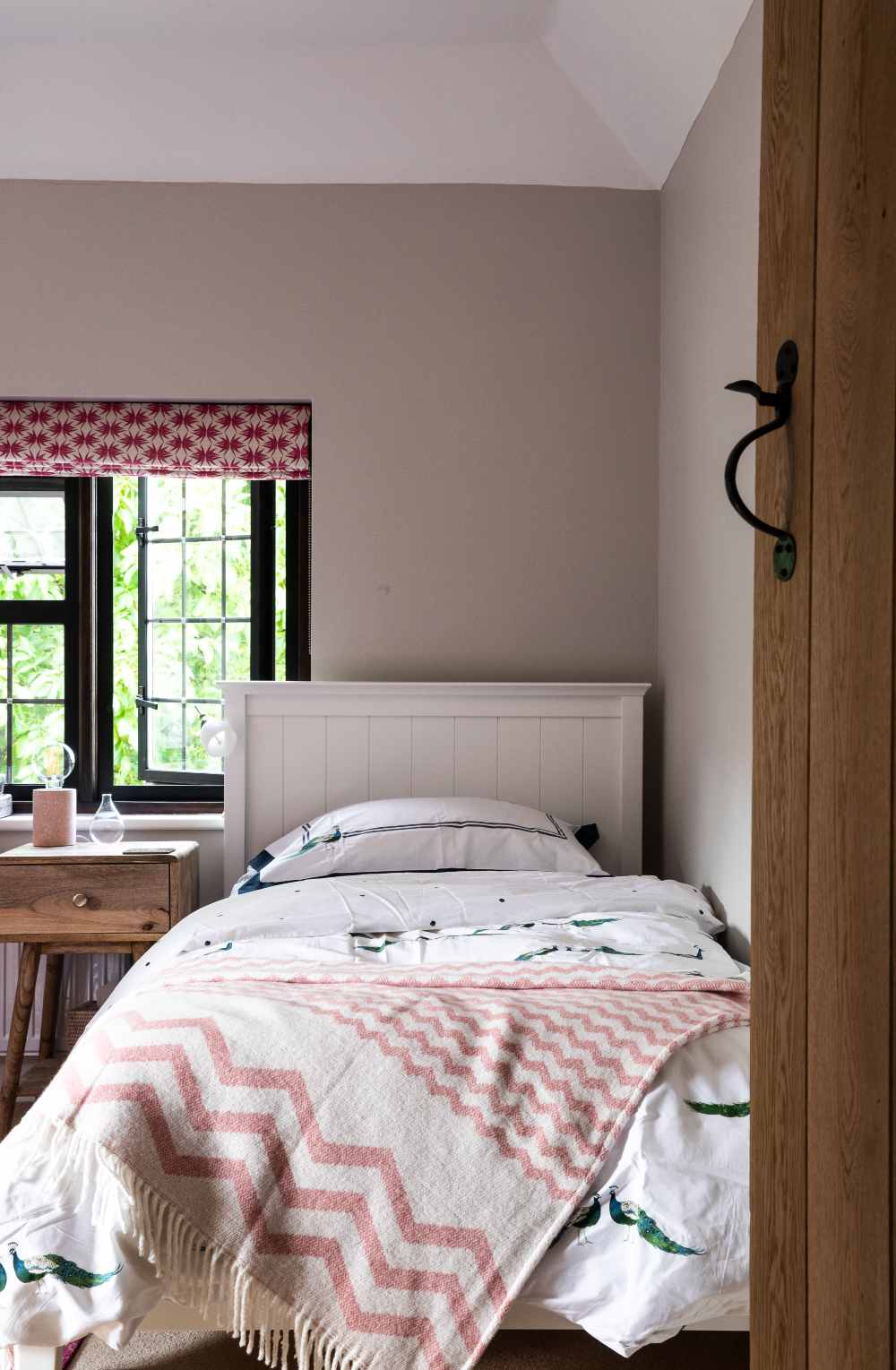 chambre vintage rose Farrow & Ball