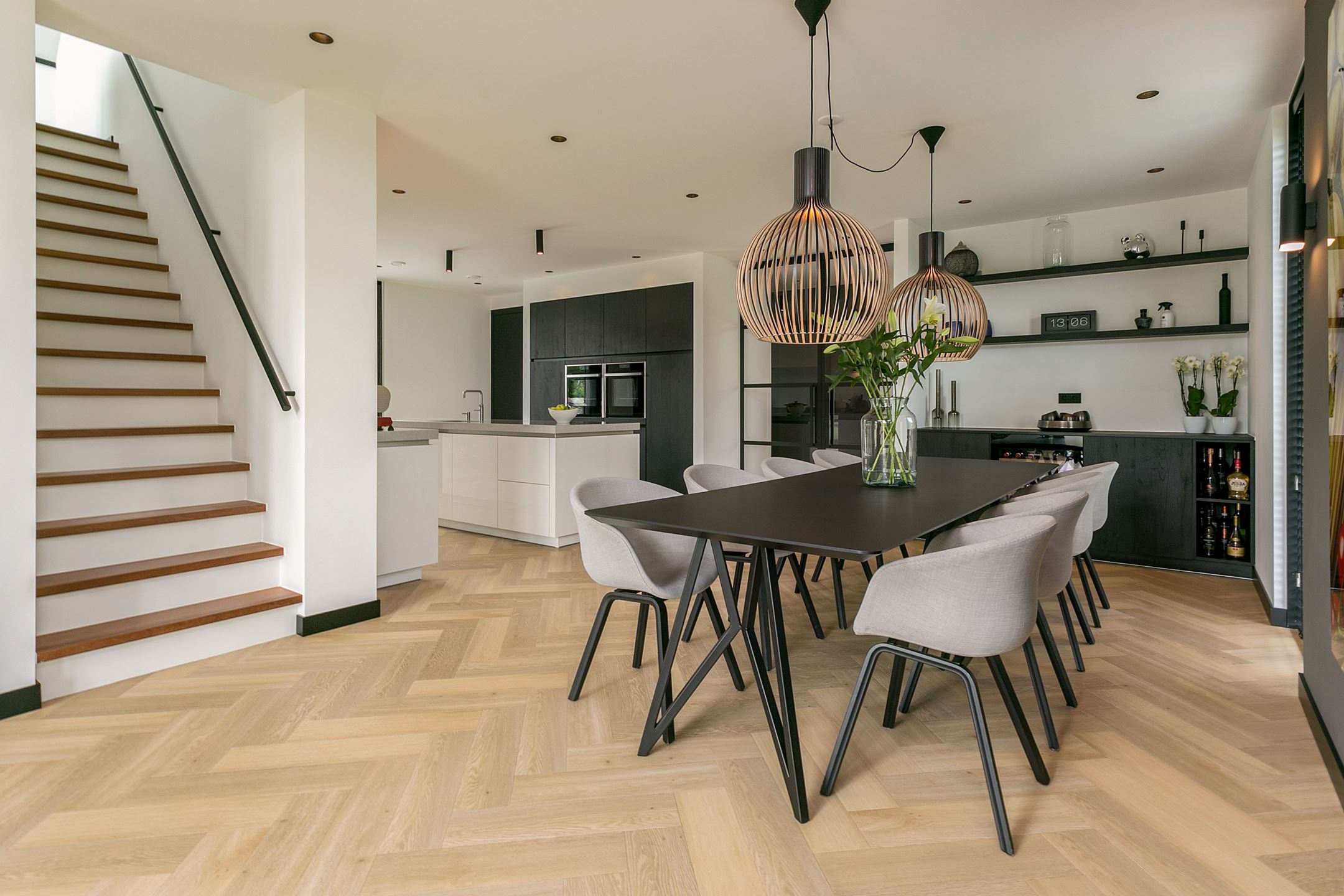 salle à manger maison contemporaine