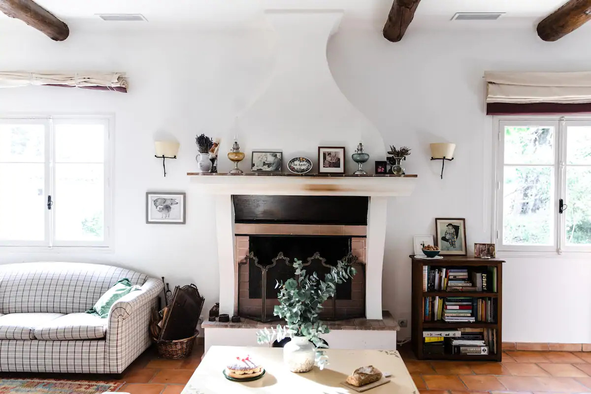salon rustique dans maison en Provence