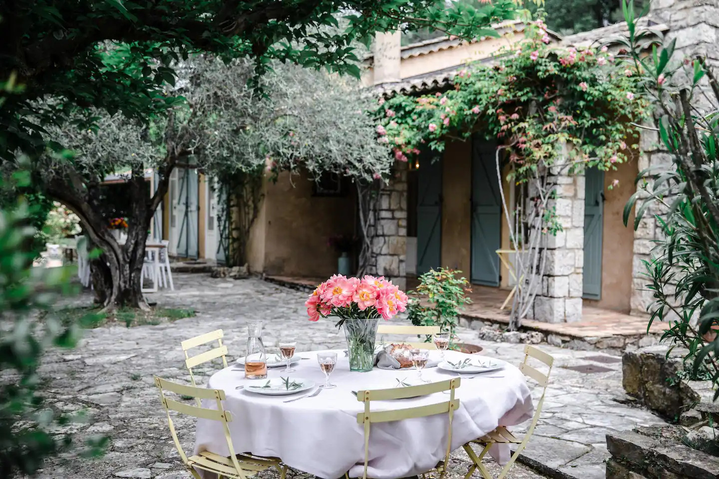 façade et jardin maison provençale "La Pitchoune"