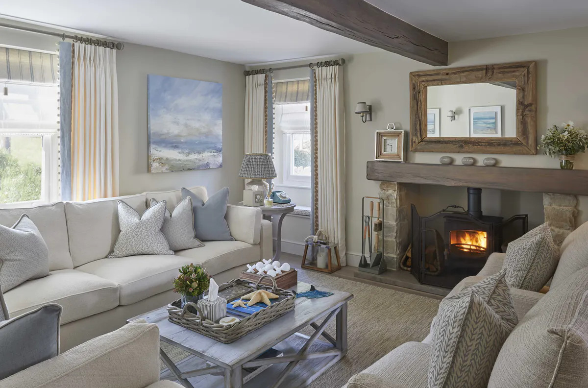 salon avec cheminée cottage anglais
