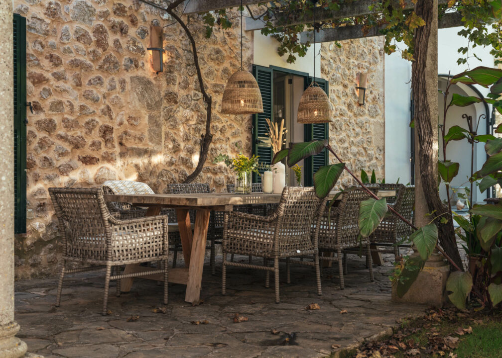terrasse maison en pierres