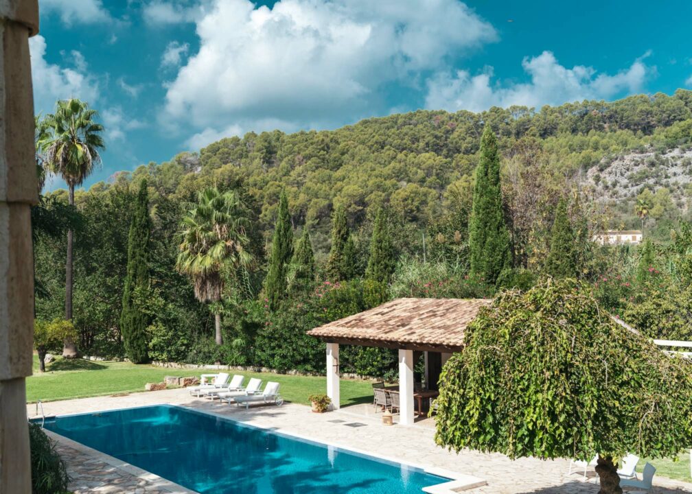 jardin avec piscine 