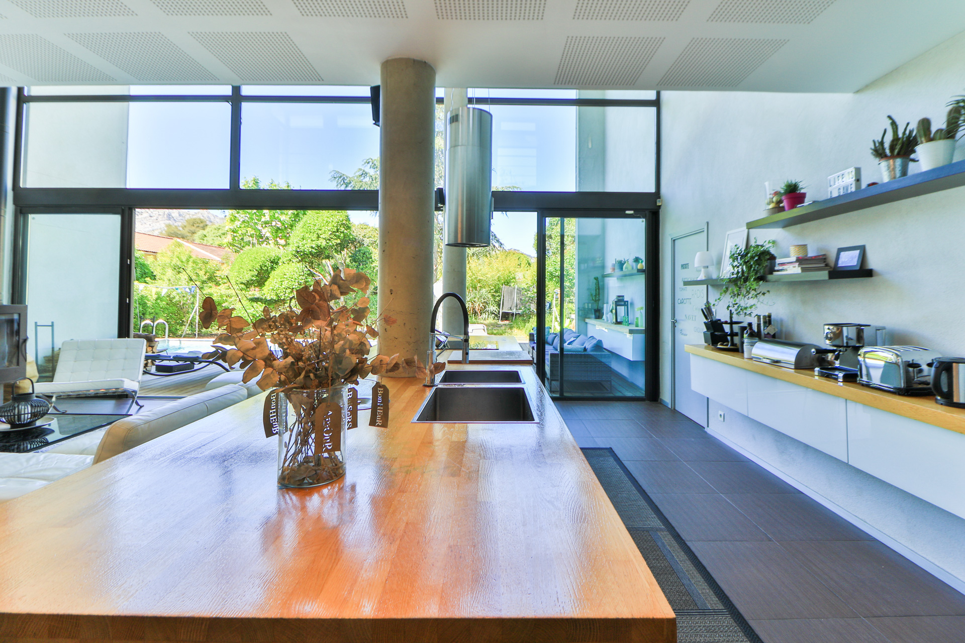 cuisine ouverte maison d'architecte Marseille Villa Meya