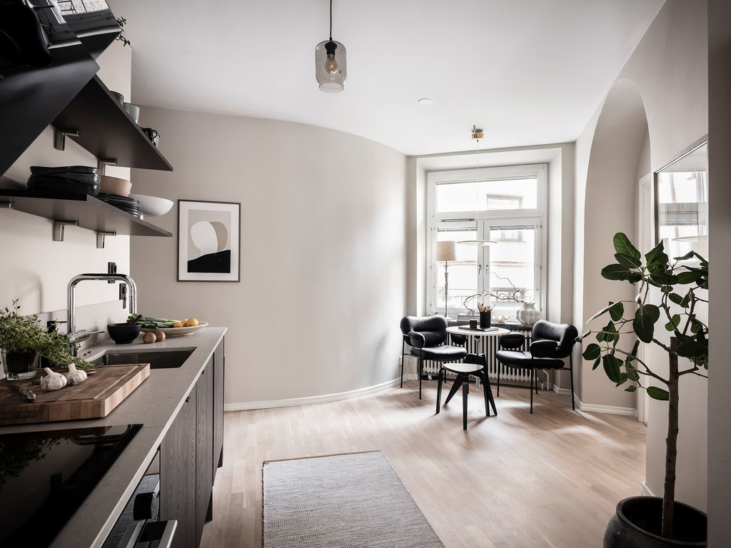 cuisine design bois avec coin repas