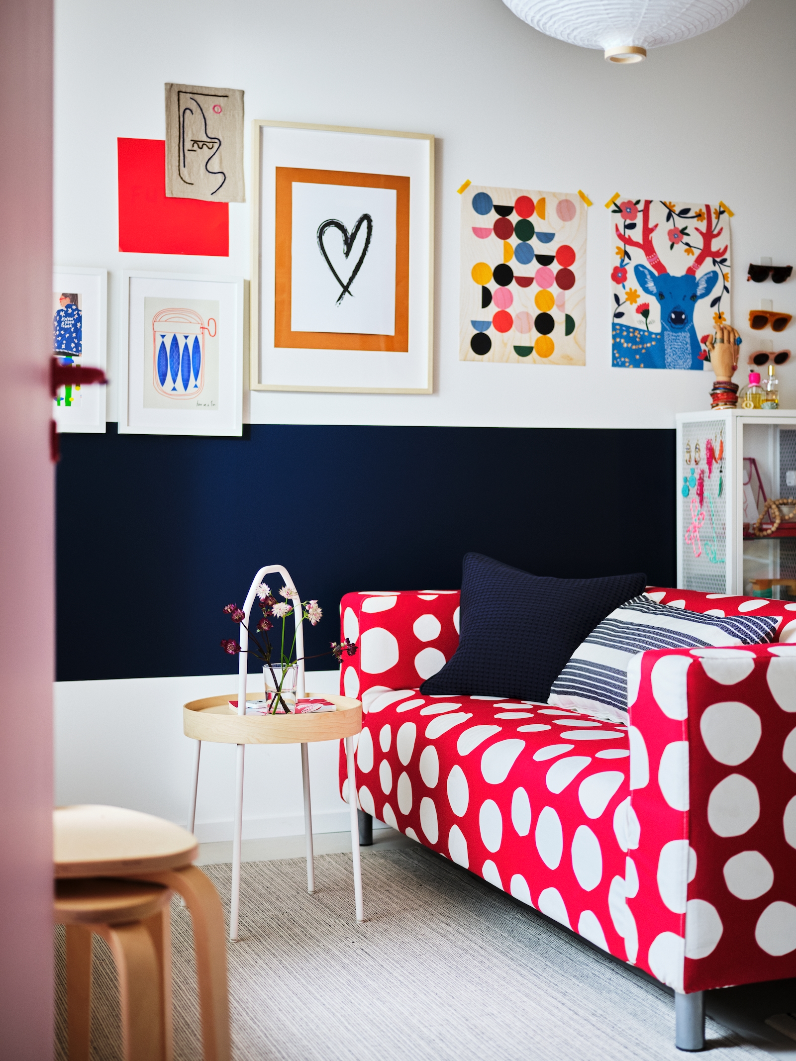 canapé KLIPPAN dans chambre