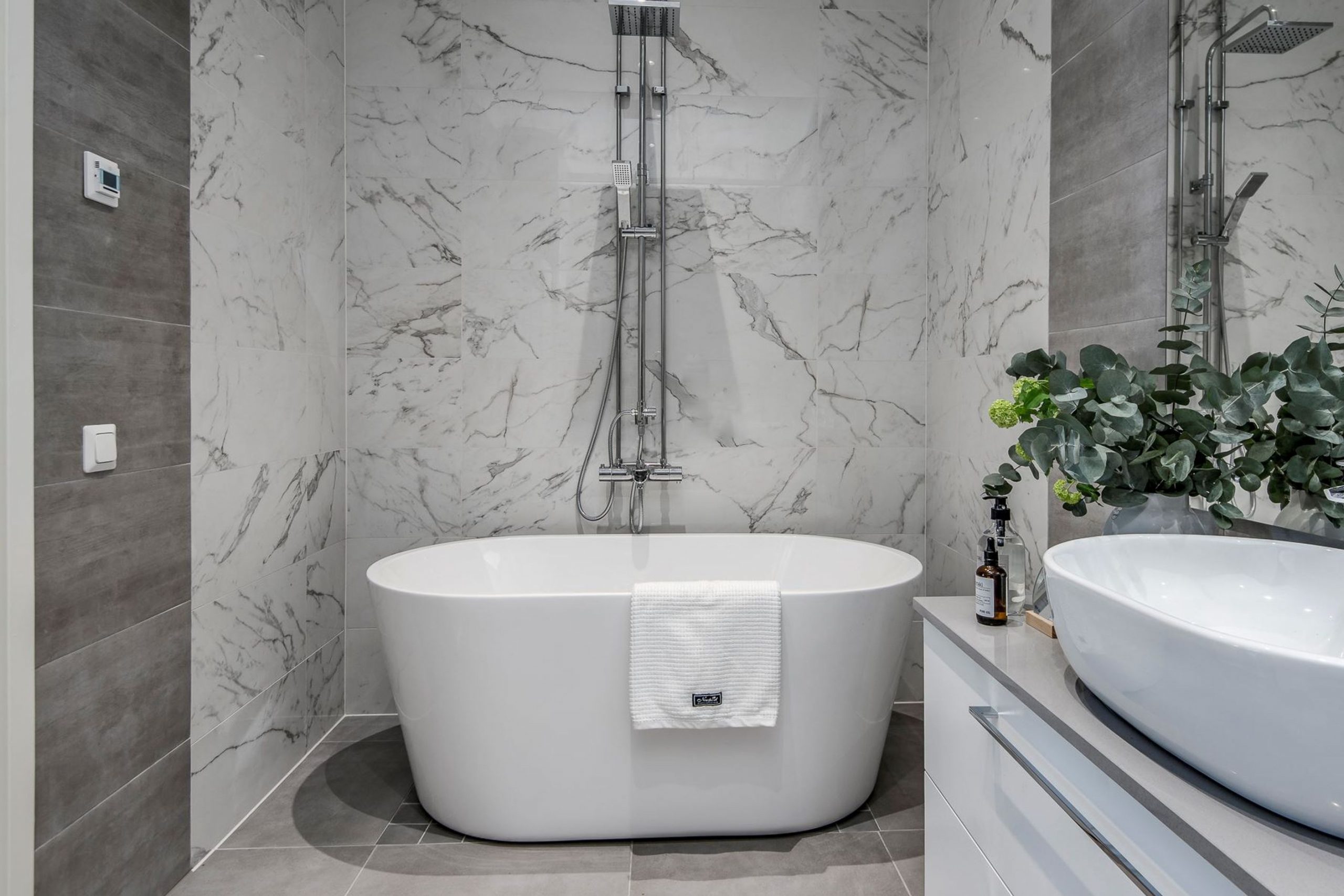 salle de bain marbre