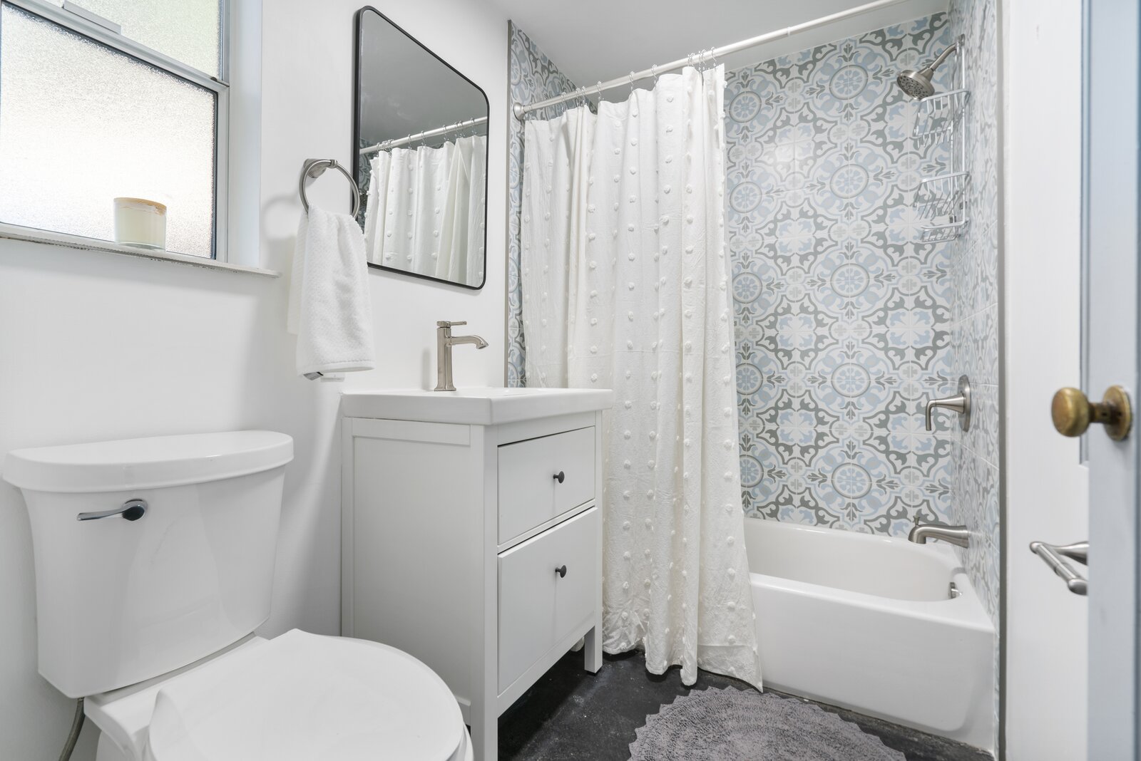salle de bain carreaux de ciment bleus salle de bain carreaux de ciment bleus