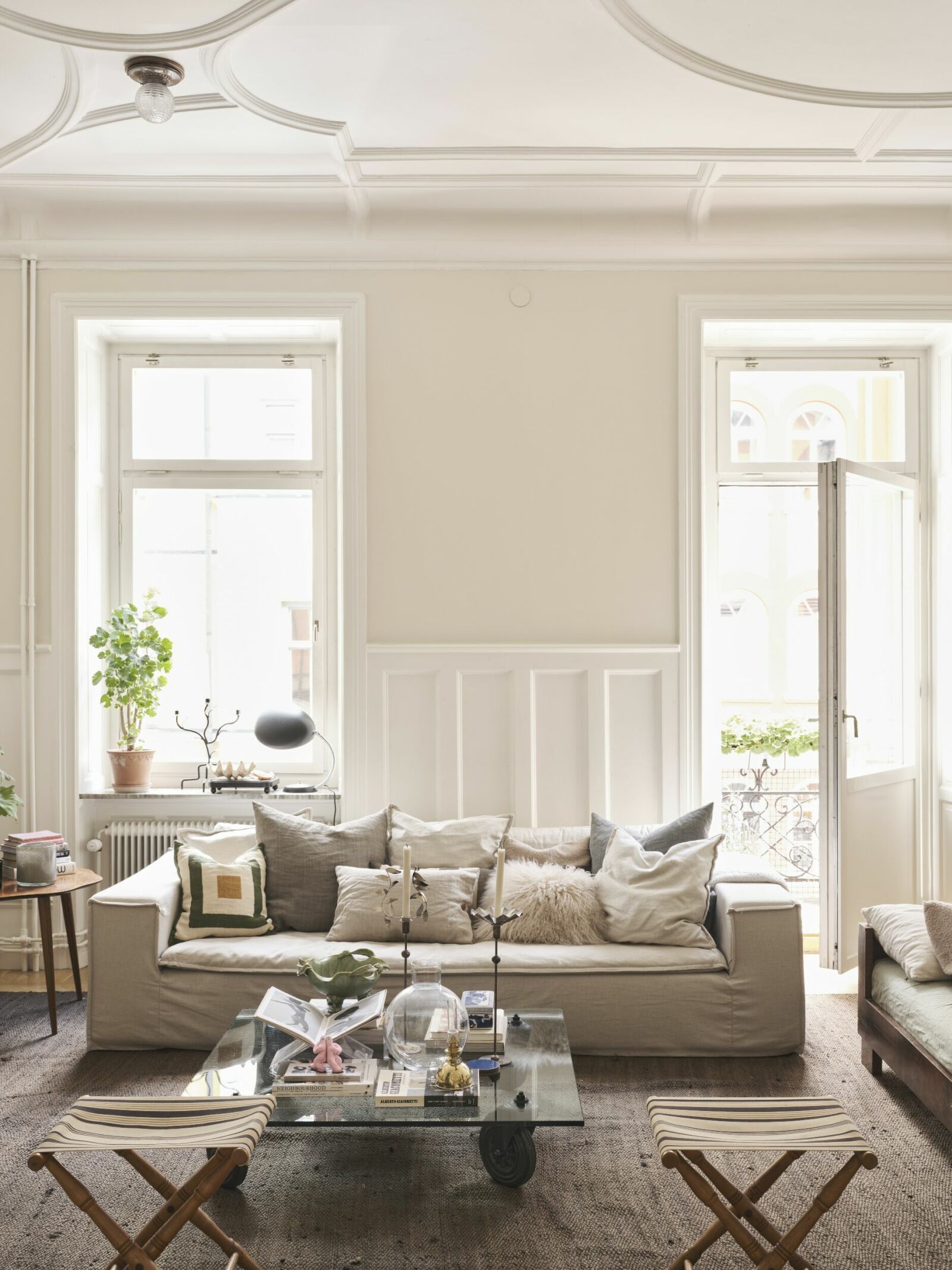 salon classique décoration scandinave