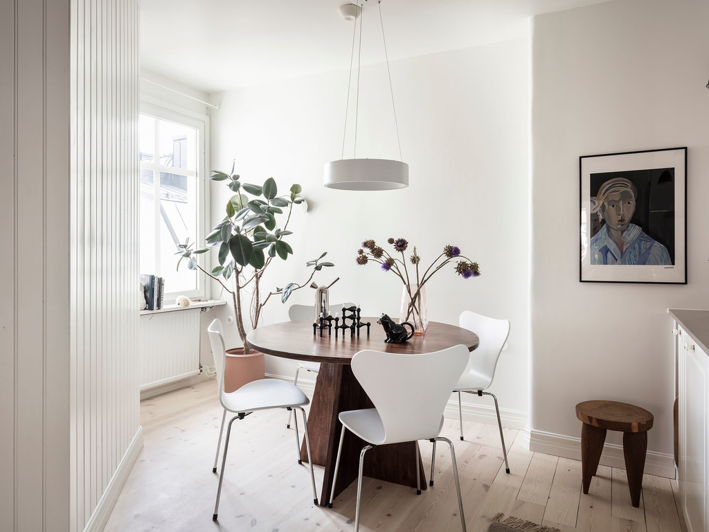 espace salle à manger dans cuisine