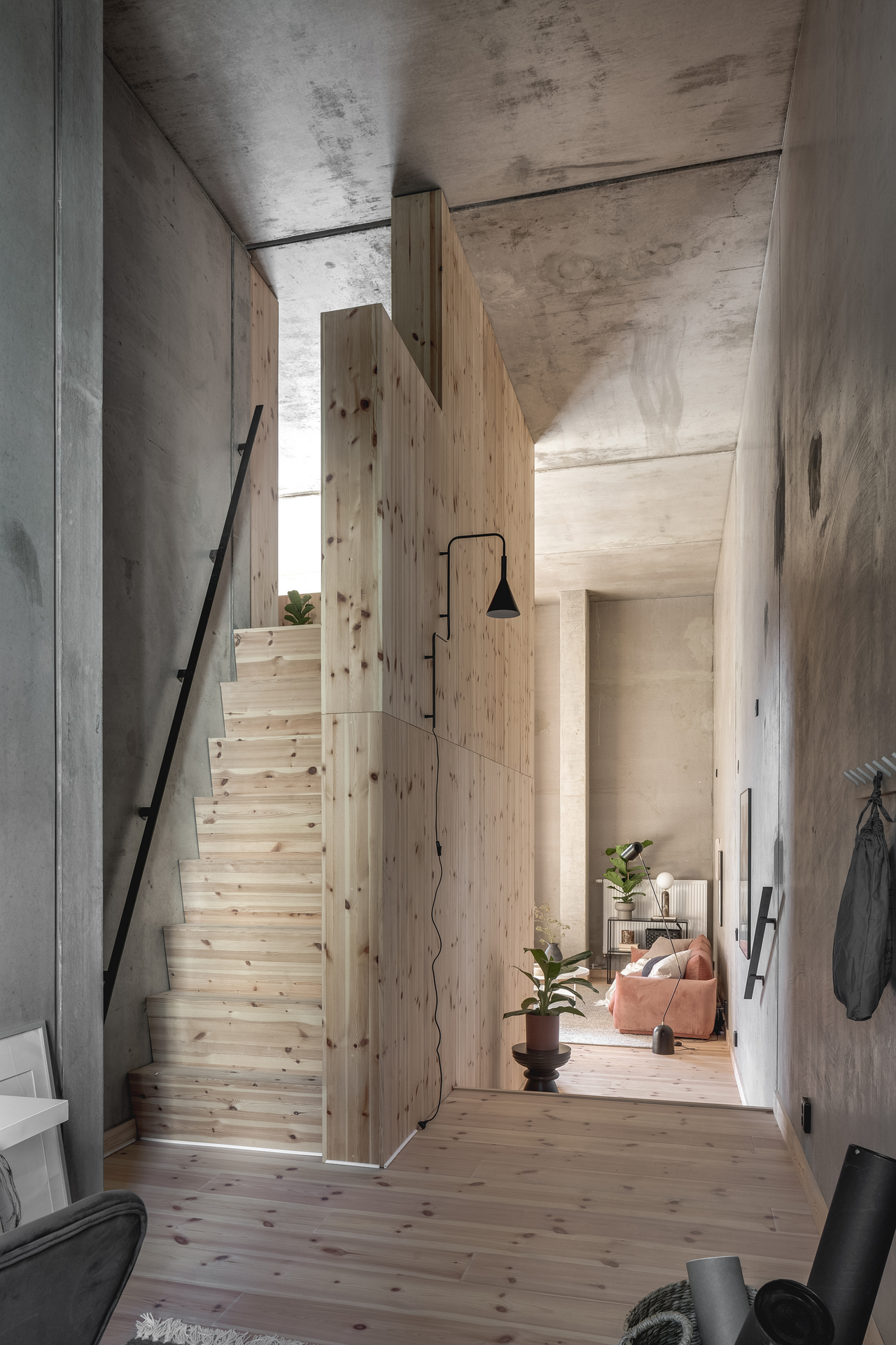 accès mezzanine appartement design en duplex