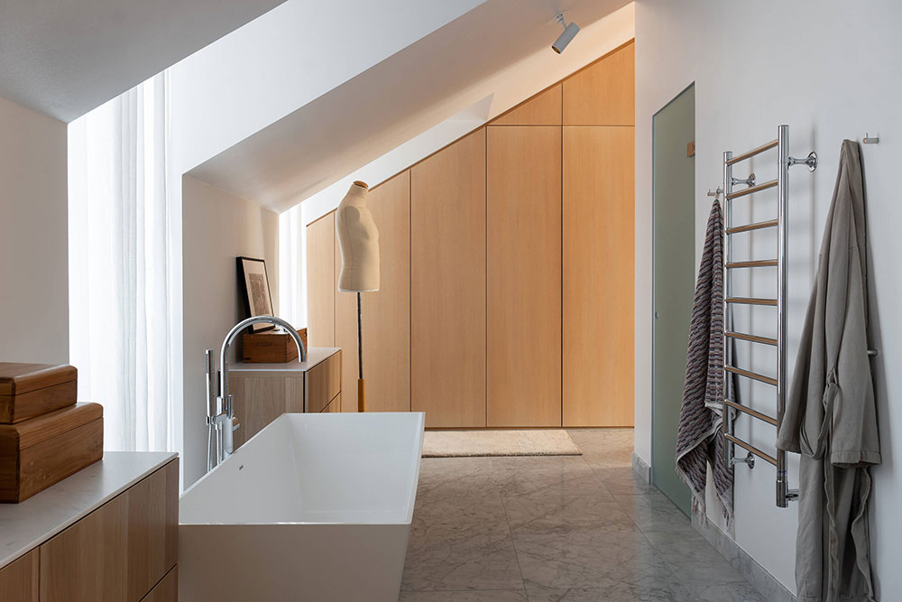 salle de bain design avec dressing 