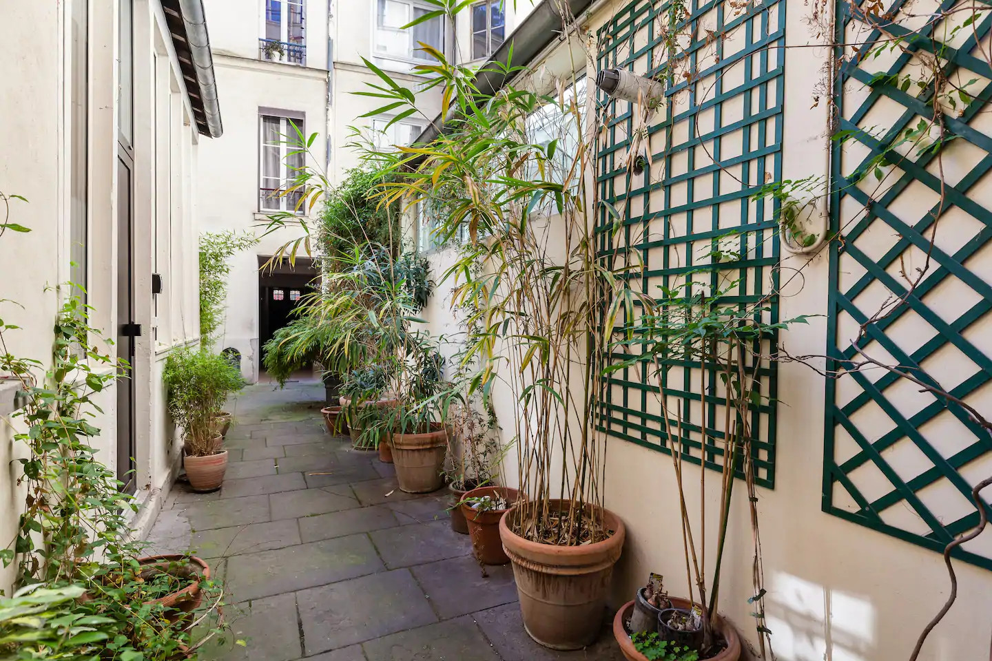 cour pavée Paris cour pavée Paris