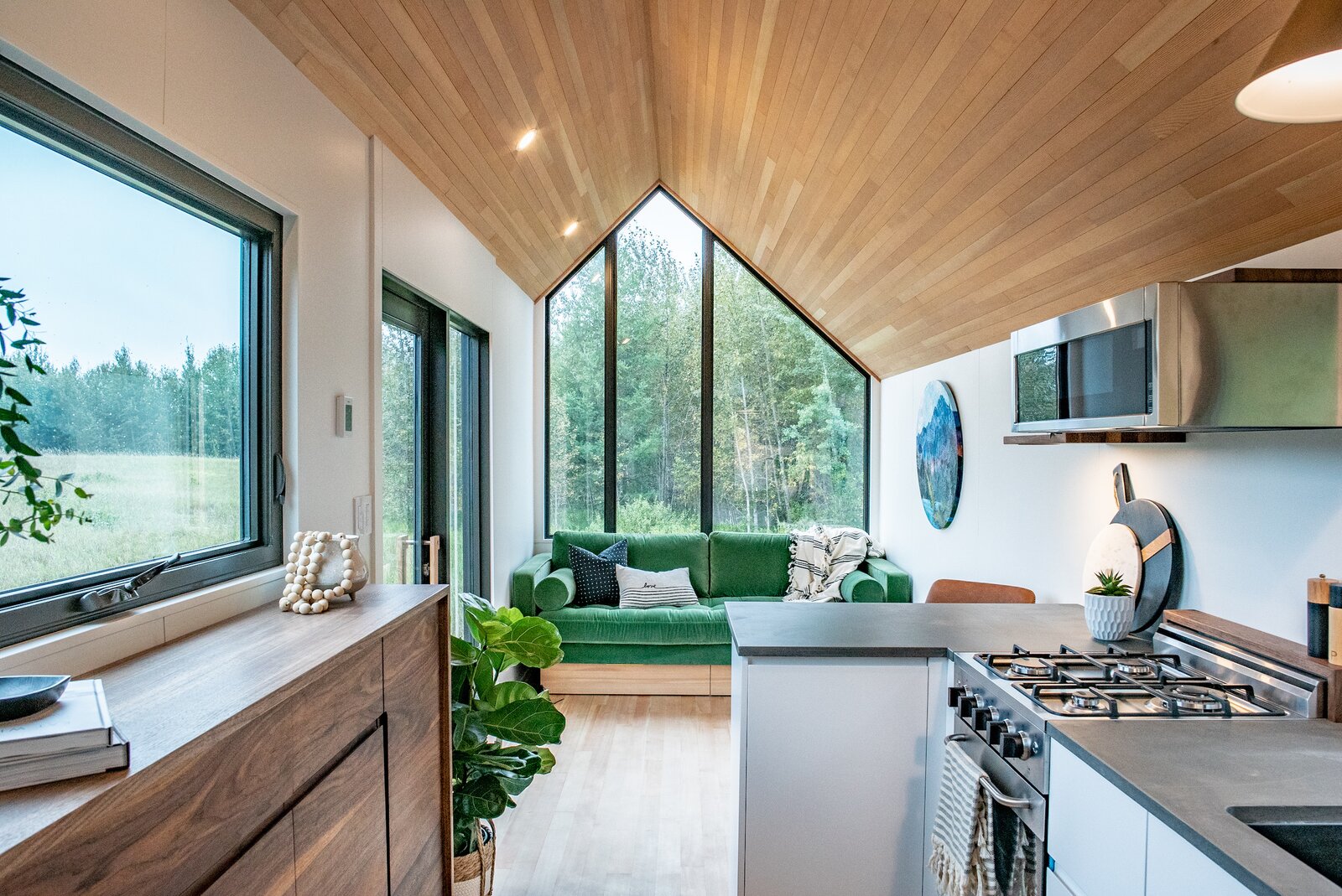 cuisine et salon tiny house