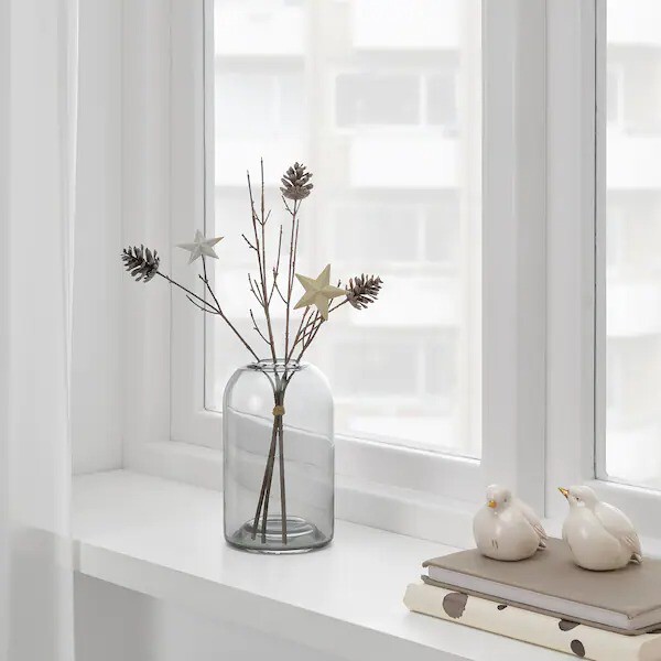 vase en verre avec étoiles et pommes de pin vase en verre avec étoiles et pommes de pin