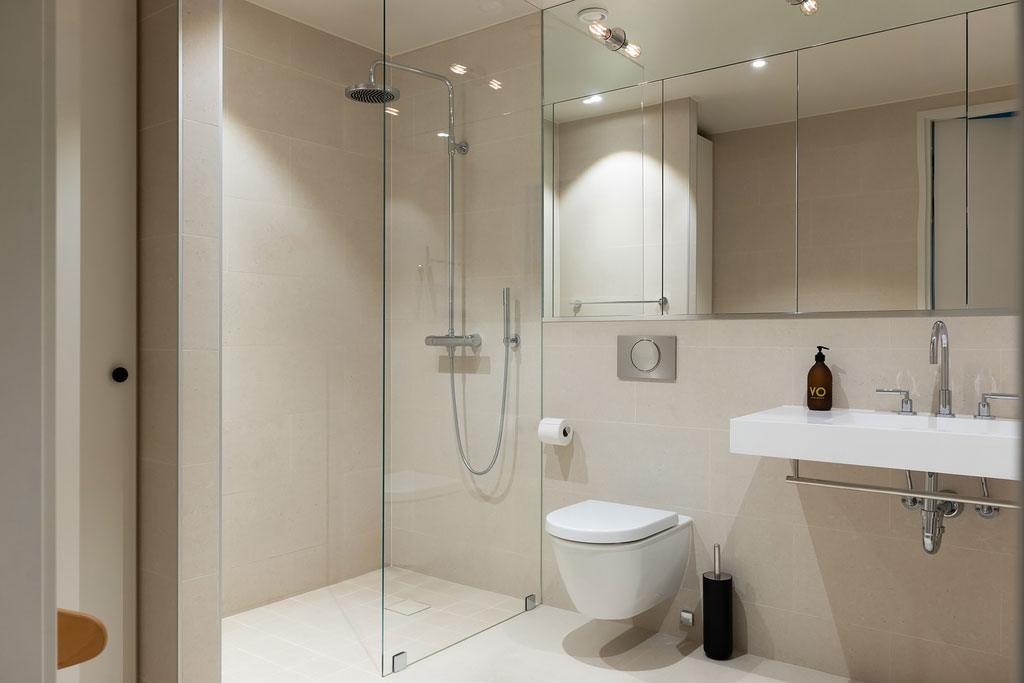 salle de bain avec douche à l salle de bain avec douche à l'italienne