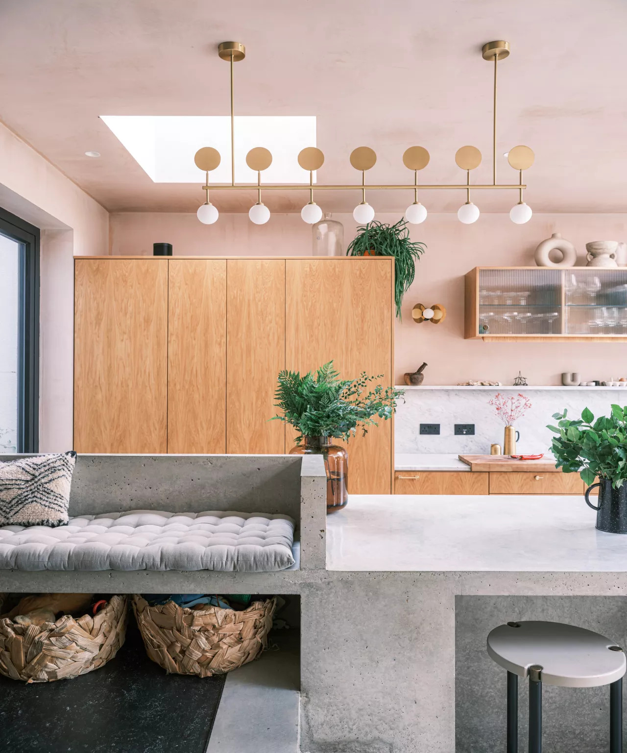 cuisine decoration design en bois et béton