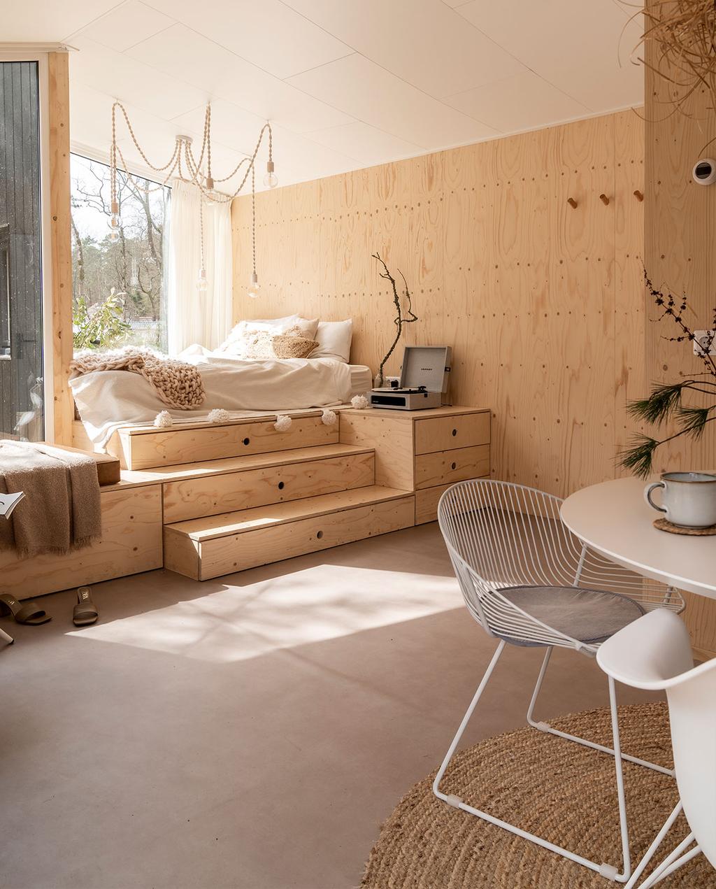 chambre sur estrade avec tiroirs