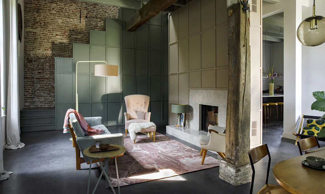 salon decoration design dans ancienne ferme rénovée