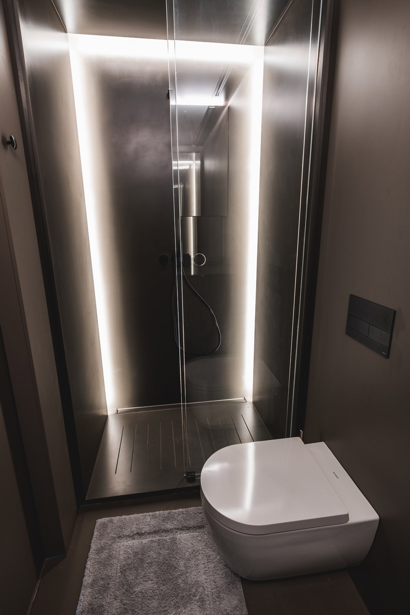 salle de bain métal
