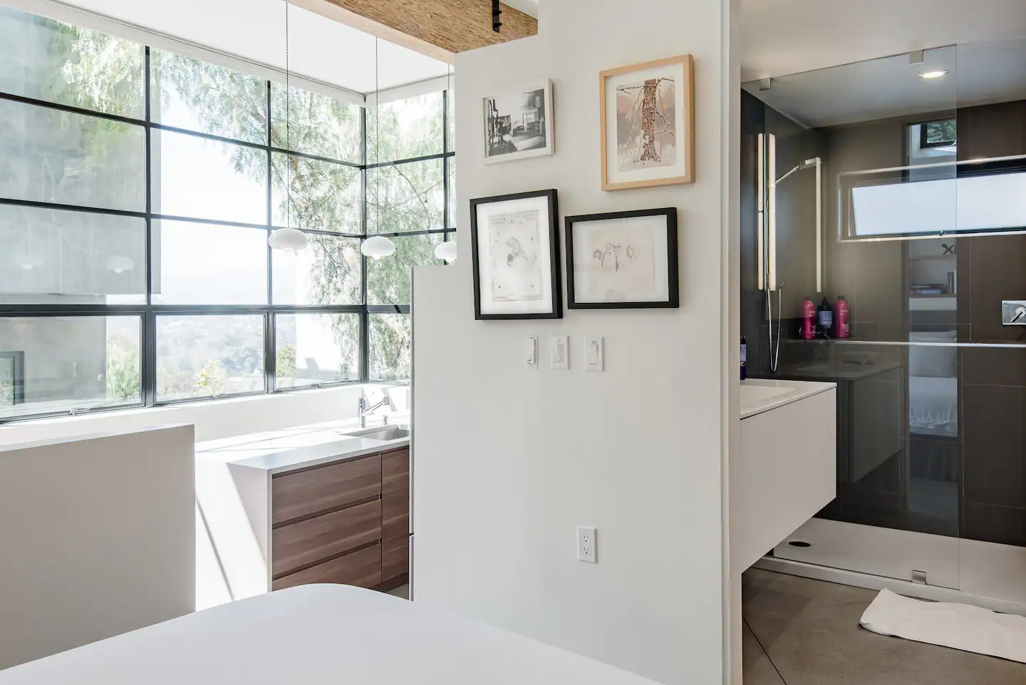 chambre ouverte sur le salon