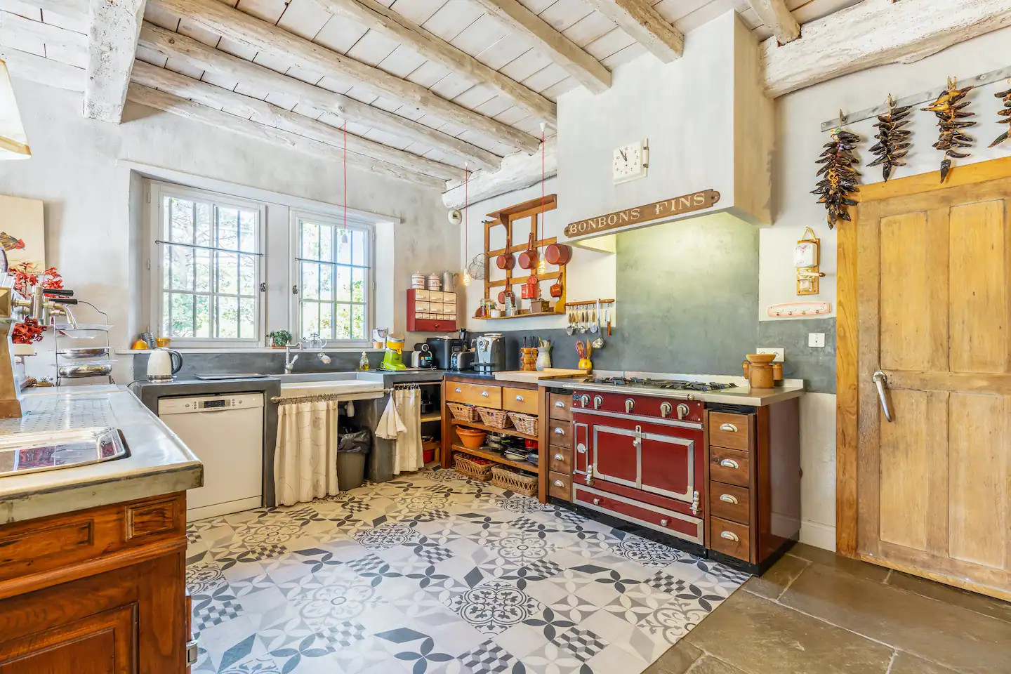 cuisine ouverte rustique avec carreaux de ciment cuisine ouverte rustique avec carreaux de ciment