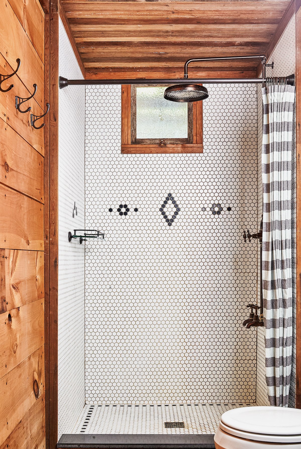 salle de bain émaux de Briare