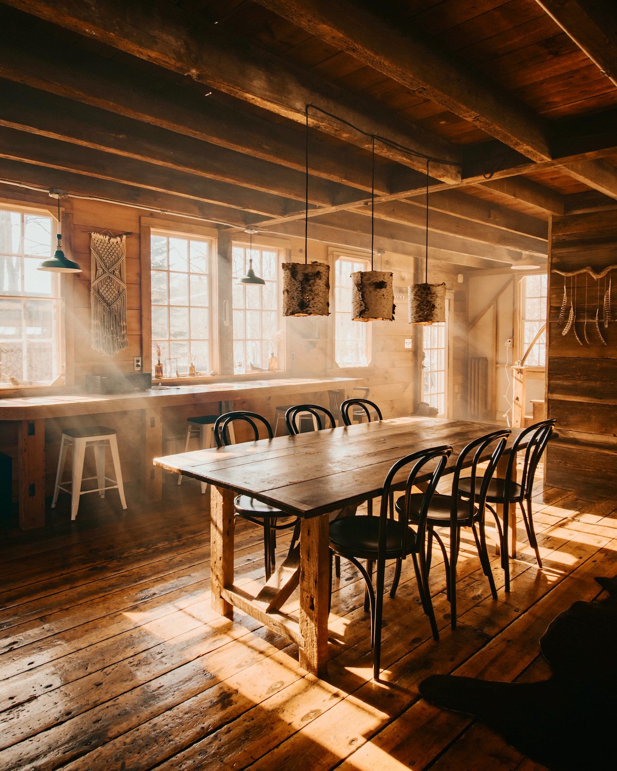 salle à manger maison en bois