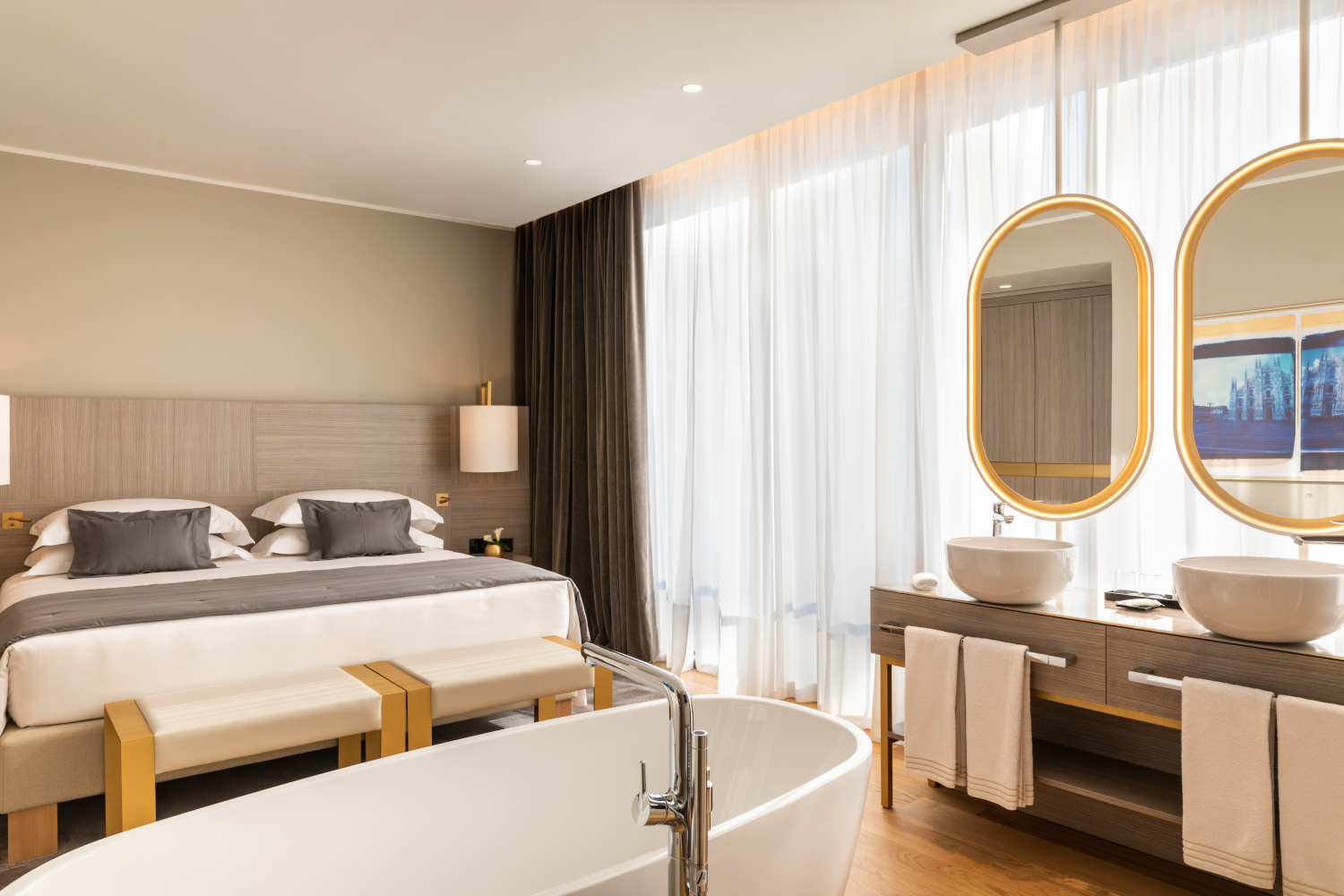 chambre avec salle de bain intégrée