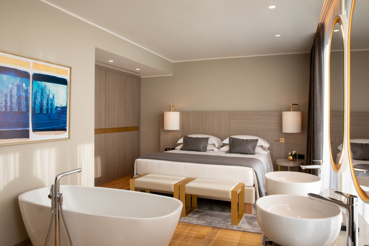 chambre avec salle de bain intégrée