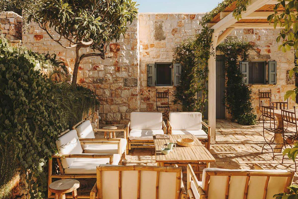 terrasse maison rustique ancienne