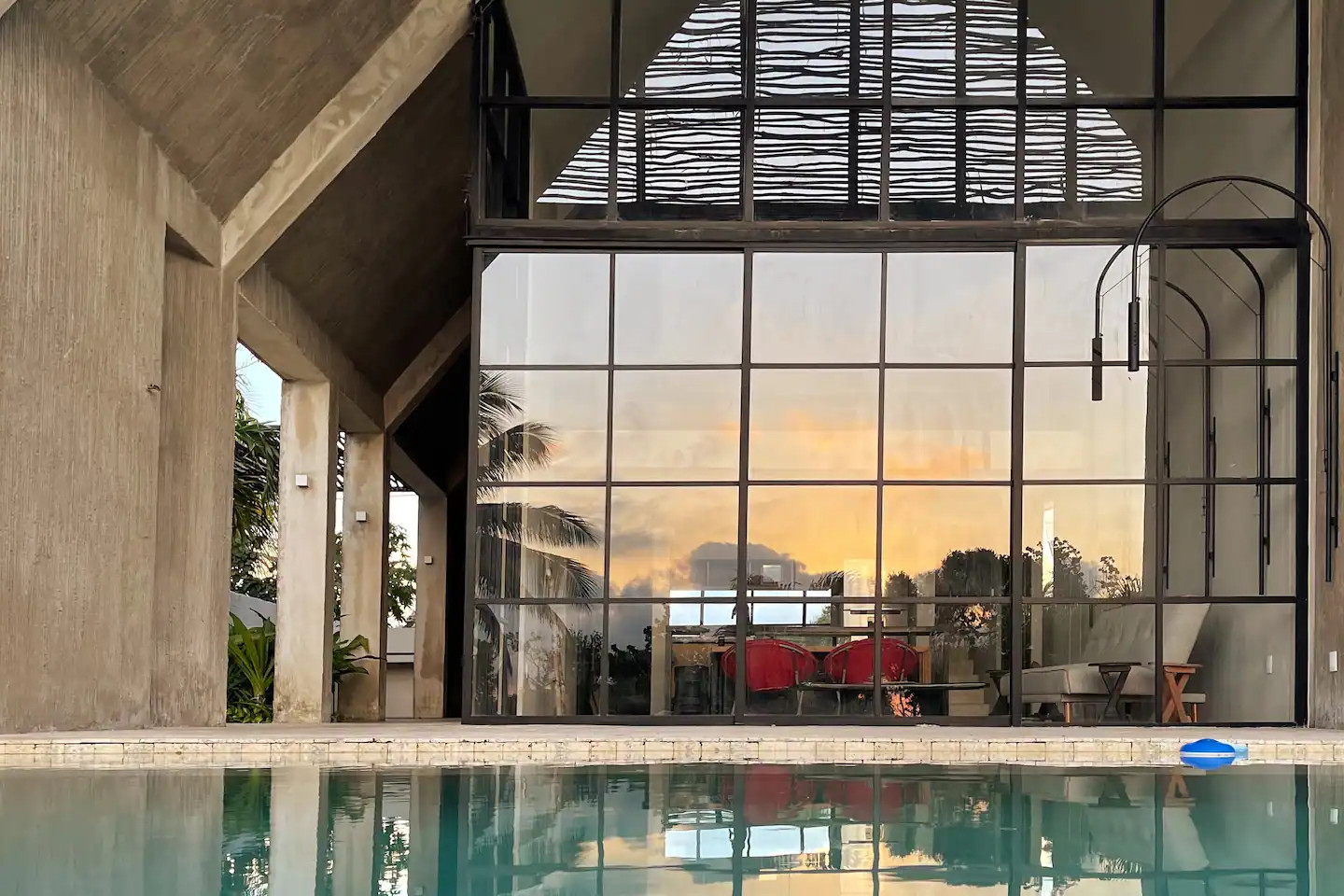 terrasse maison architecte avec piscine Mexique