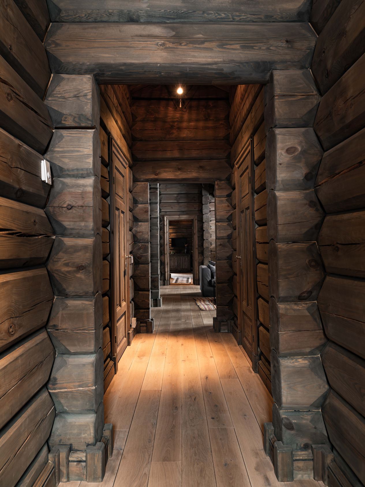 couloir chalet en rondins de bois couloir chalet en rondins de bois