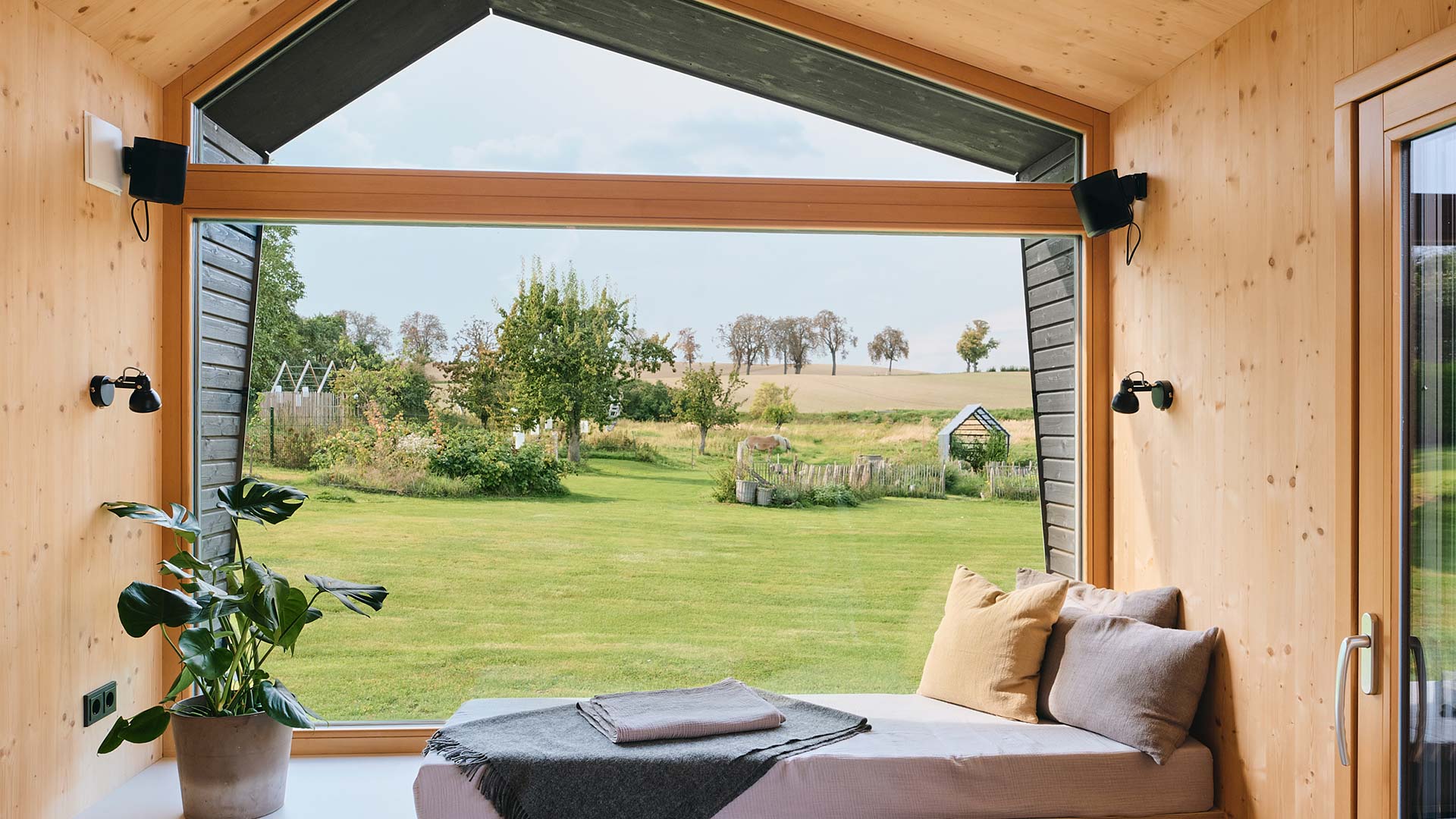 salon tiny house salon tiny house