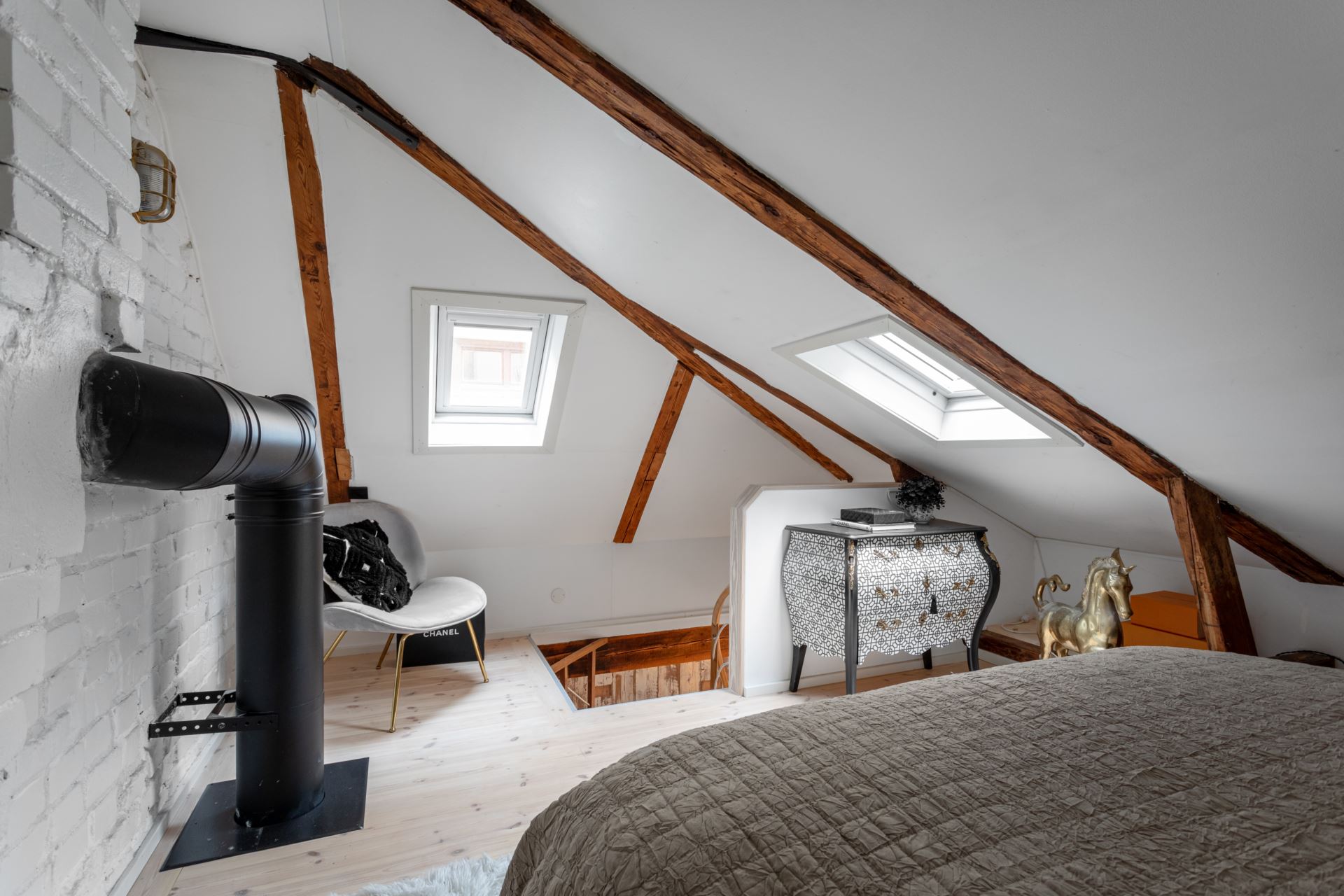 chambre sous combles maison de ville