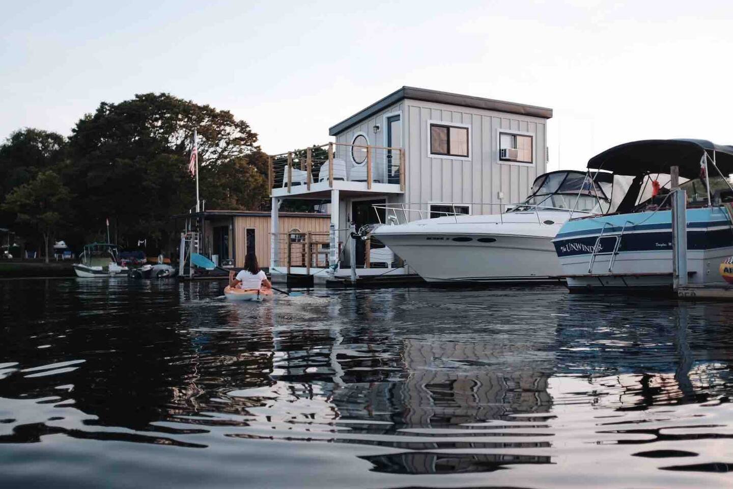 houseboat sur marina houseboat sur marina