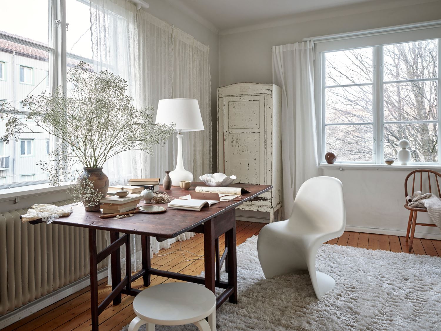 chambre avec bureau décoration scandinave