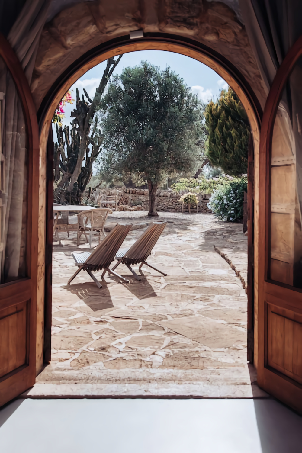 fenêtre en arche maison ancienne rénovée