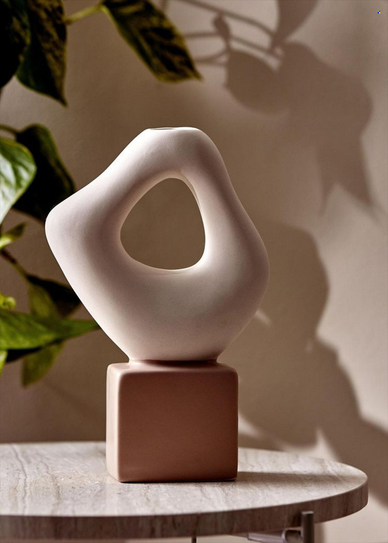 sculpture Primark sculpture Primark