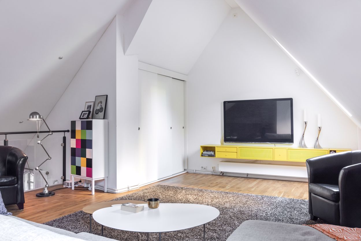 salon tv sur mezzanine