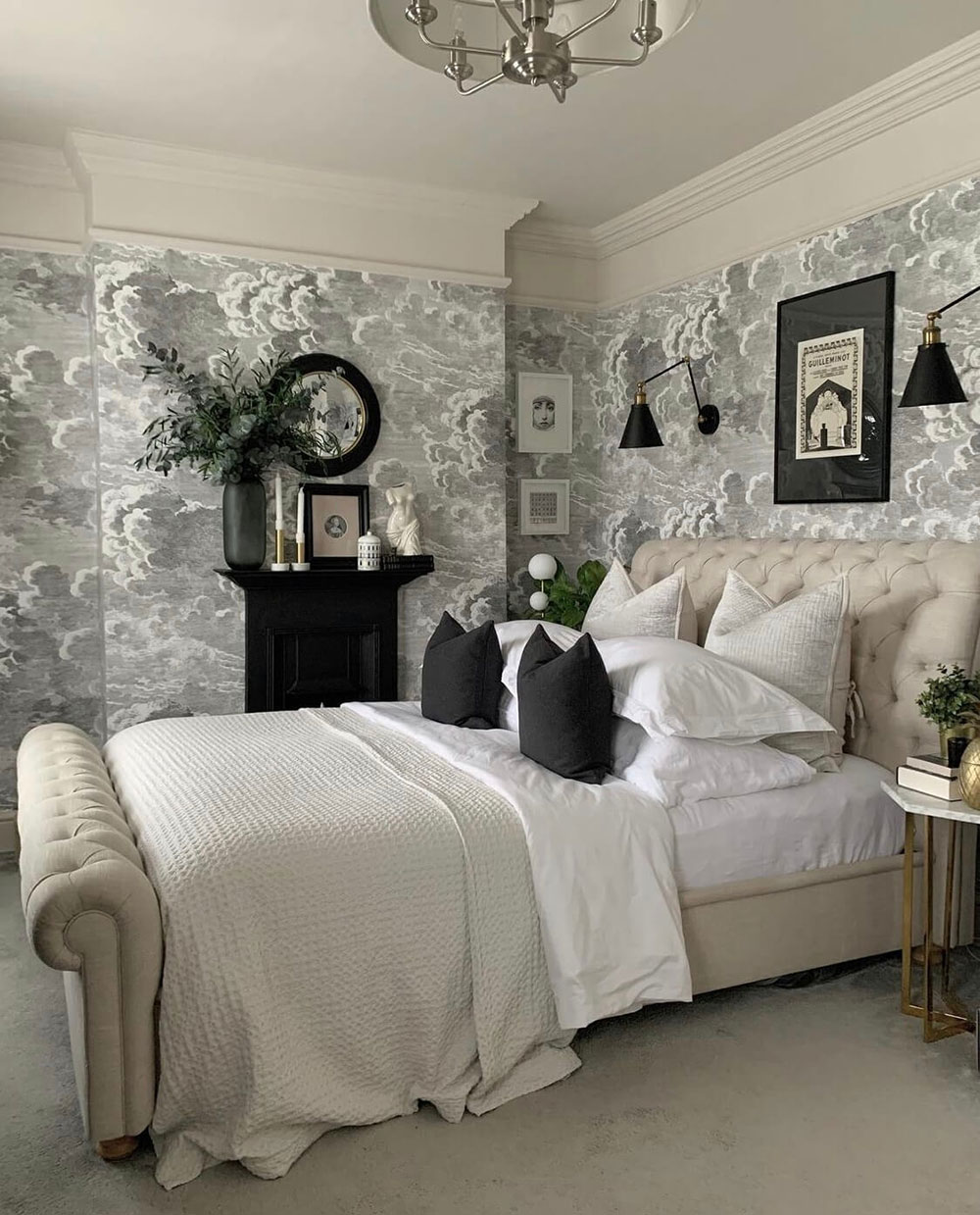 chambre classique avec papier-peint chambre classique avec papier-peint
