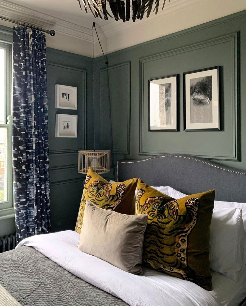chambre classique avec moulures chambre classique avec moulures