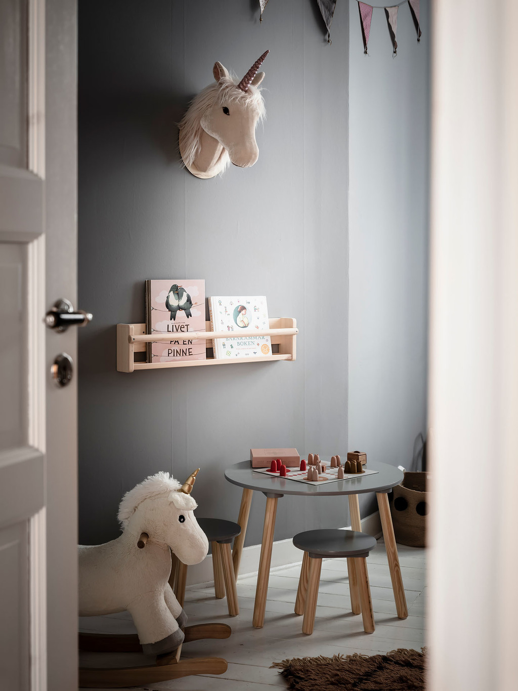 chambre d chambre d'enfant grise